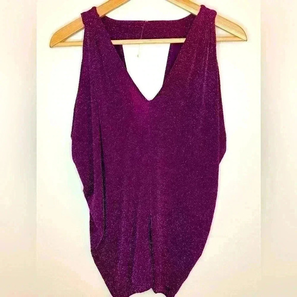 GUESS Women’s Purple Sleeveless V Neck Open Back Top Size XS - Picture 3 of 7